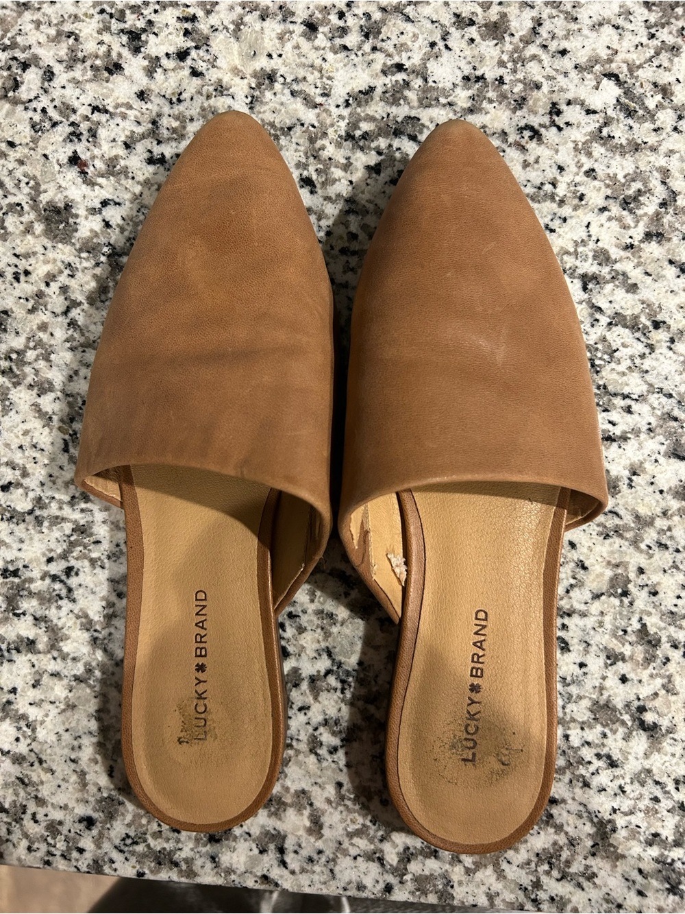 Lucky Brand Women's Cognac Pointed Toe Mule Flats